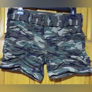 No Boundaries Green Camouflage Shorts
